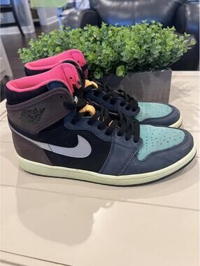 Air Jordan 1 Retro High 'Tokyo Bio Hack'